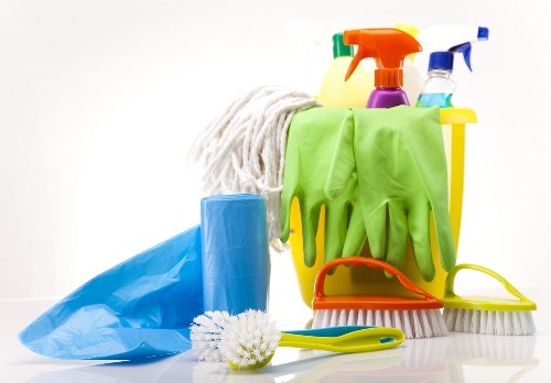 Professional rug cleaning in Southgate for a fresh home interior